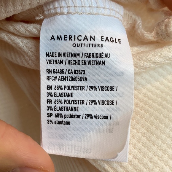 AE Cropped Long Sleeve Mock Neck T-Shirt - Picture 5 of 6